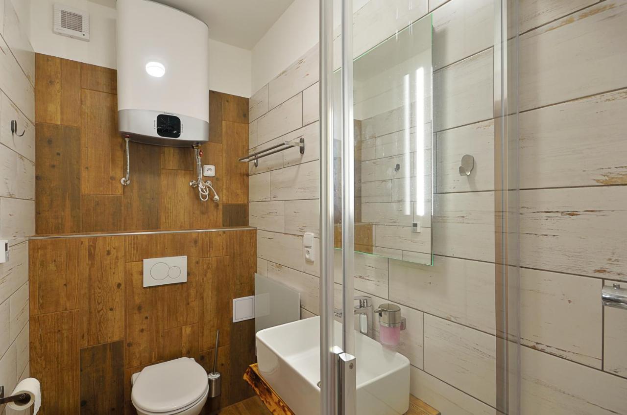 Penzion Kuzelna Hotel Trutnov Bagian luar foto