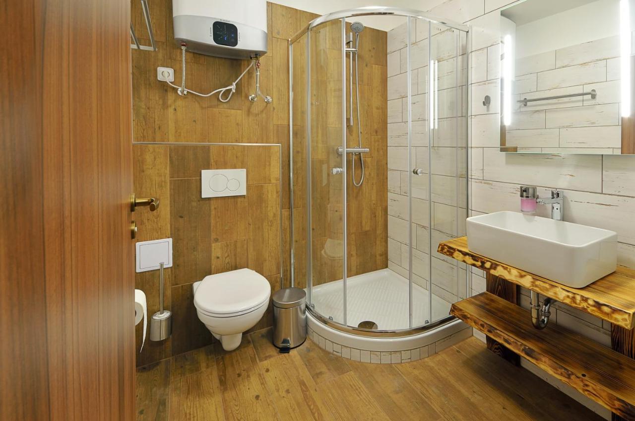 Penzion Kuzelna Hotel Trutnov Bagian luar foto